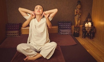 Xoa bóp bấm huyệt y học cổ truyền 